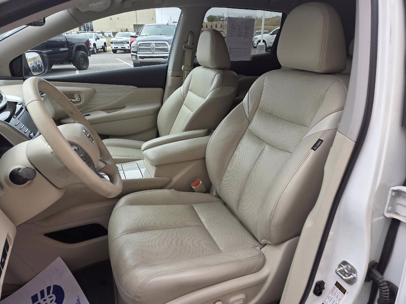 2015 Pearl White Nissan Murano SL FWD SUV