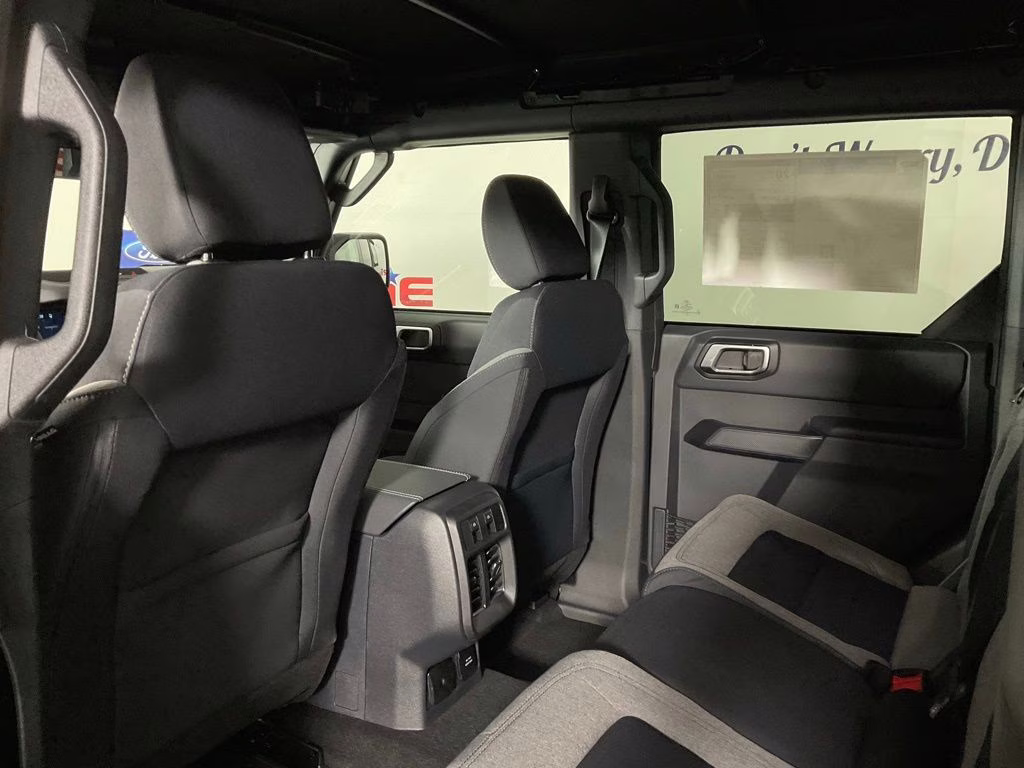 2026 Shadow Ford Bronco Big Bend 4X4 SUV