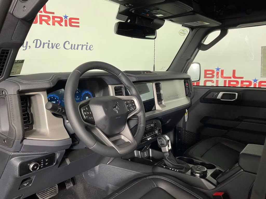 2026 Avalanche Ford Bronco Outer Banks 4X4 SUV