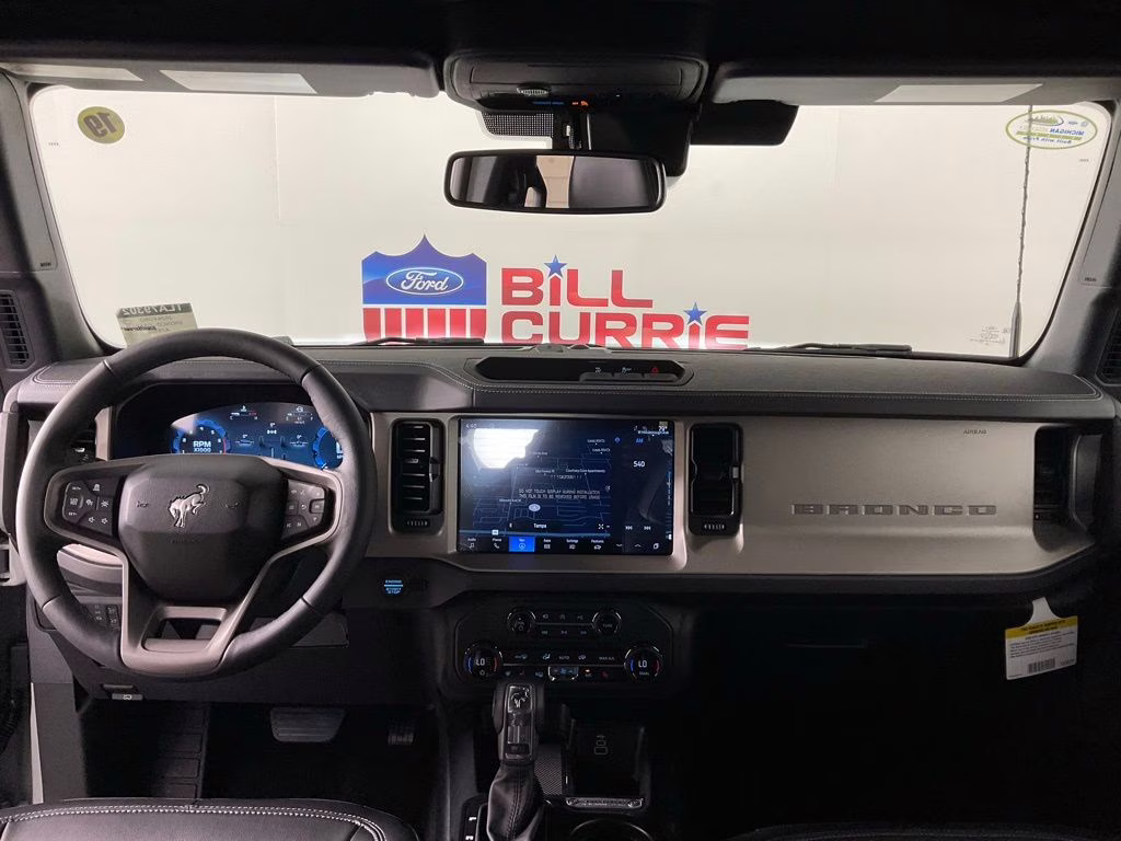 2026 Avalanche Ford Bronco Outer Banks 4X4 SUV