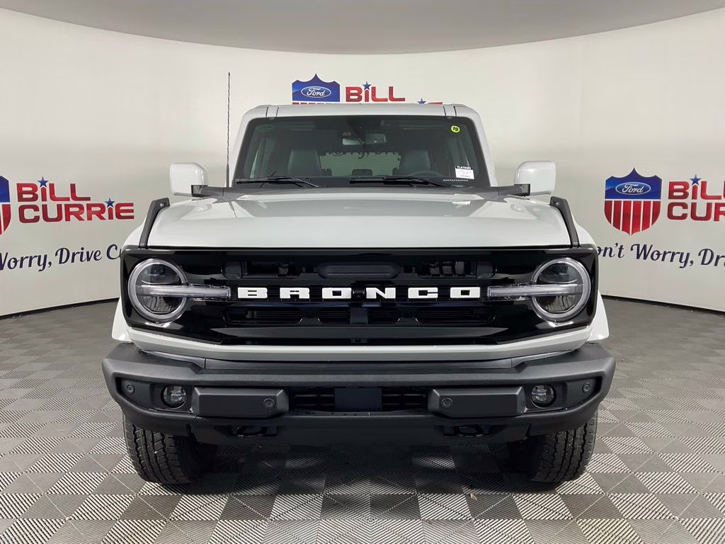 2026 Avalanche Ford Bronco Outer Banks 4X4 SUV