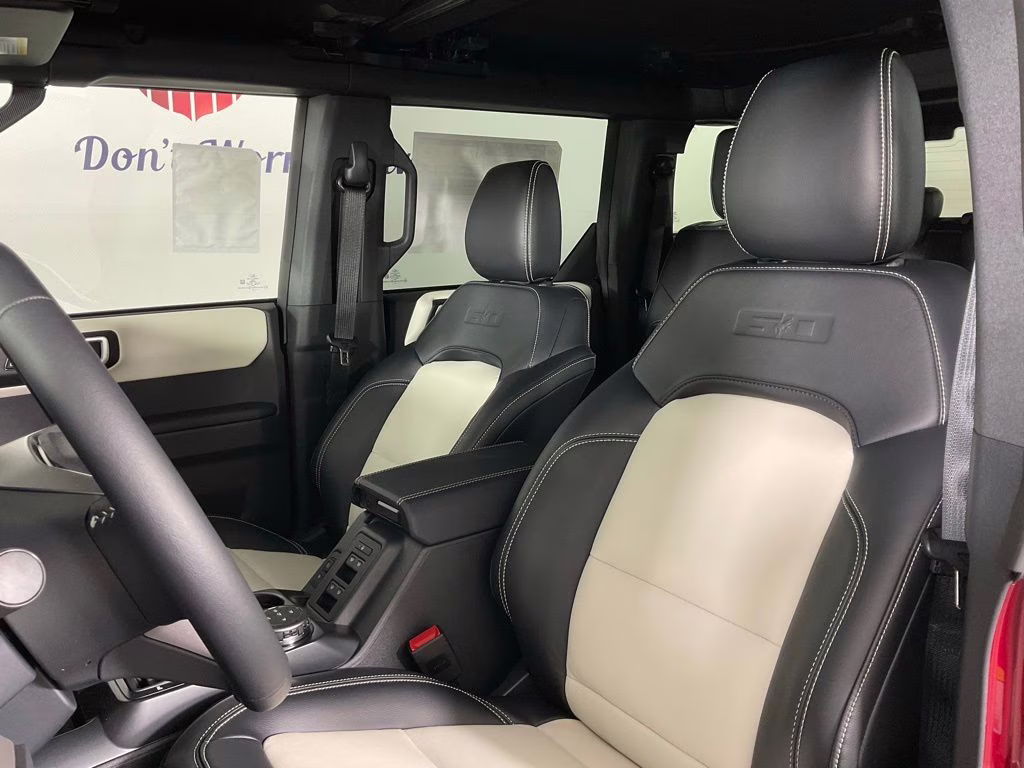 2026 Ruby Red Metallic Ford Bronco Outer Banks 4X4 SUV