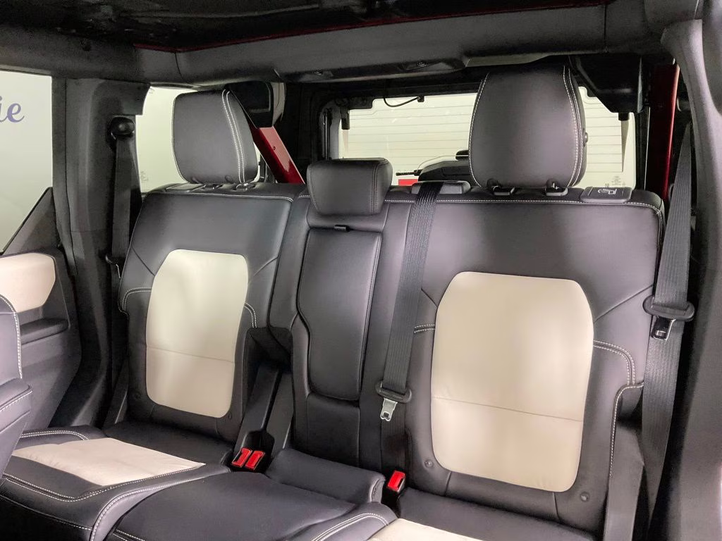 2026 Ruby Red Metallic Ford Bronco Outer Banks 4X4 SUV