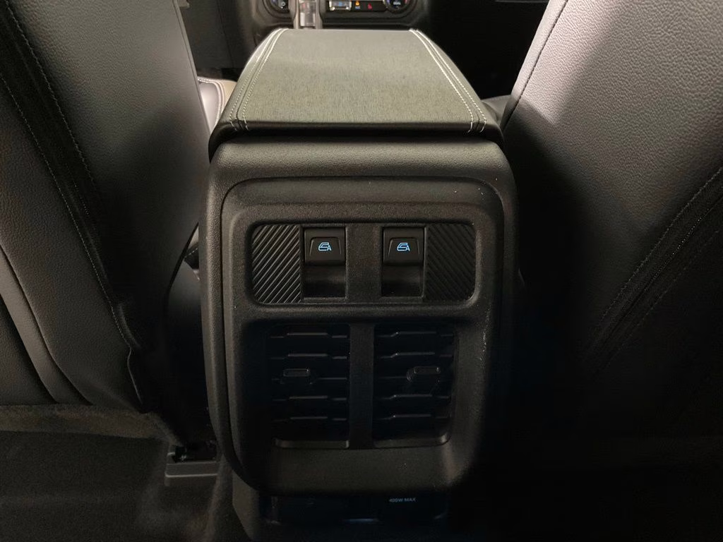 2026 Desert Sand Ford Bronco Outer Banks 4X4 SUV