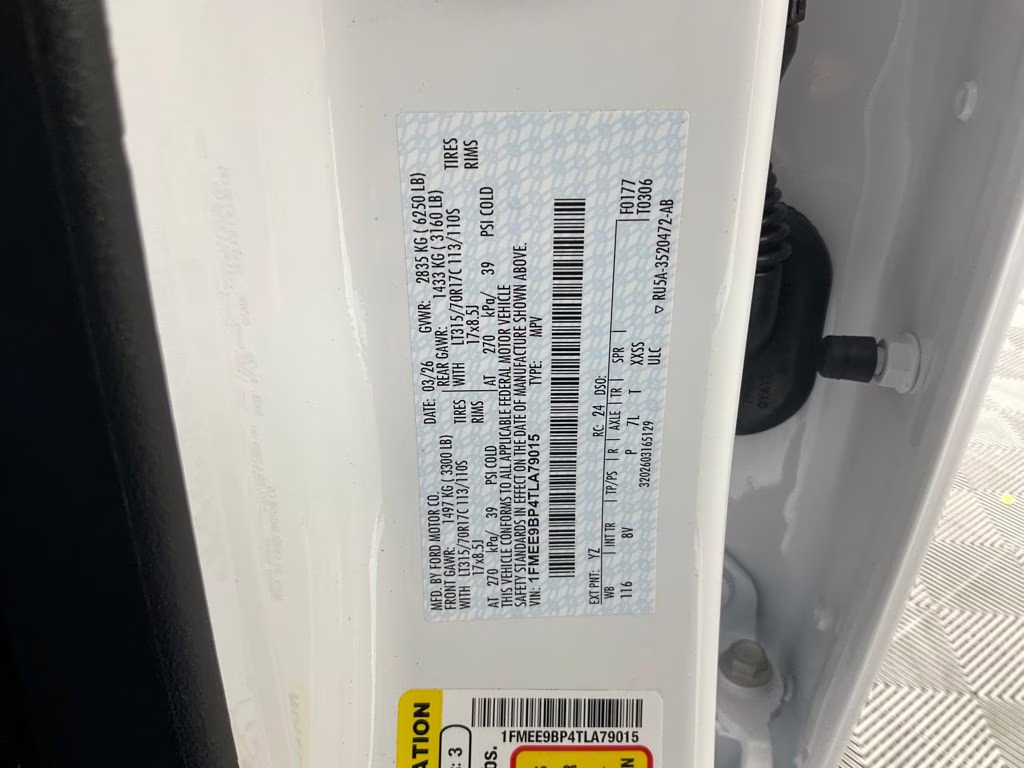 2026 Oxford White Ford Bronco Badlands 4X4 SUV