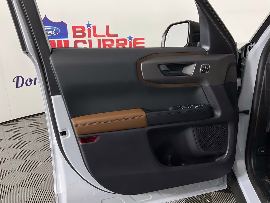 2026 White Ford Bronco Sport Outer Banks 4X4 SUV