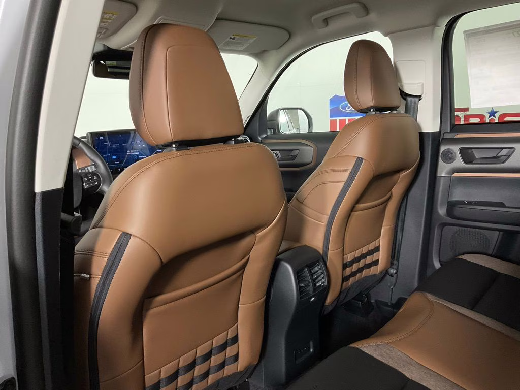 2026 White Ford Bronco Sport Outer Banks 4X4 SUV