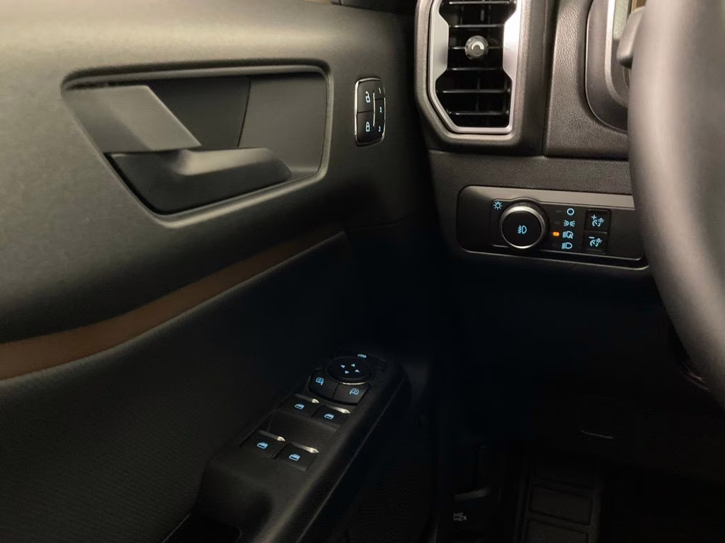 2026 White Ford Bronco Sport Outer Banks 4X4 SUV