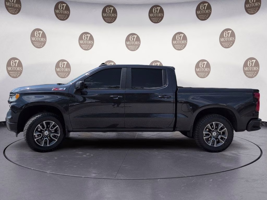 2022 Dark Ash Metallic Chevrolet Silverado 1500 RST 4X4 Truck