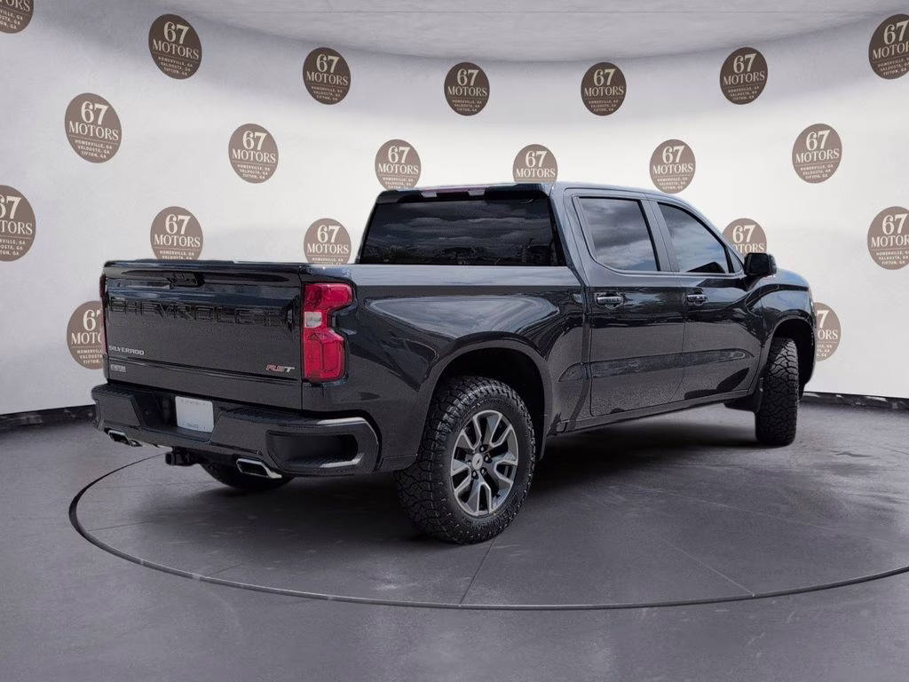 2022 Dark Ash Metallic Chevrolet Silverado 1500 RST 4X4 Truck