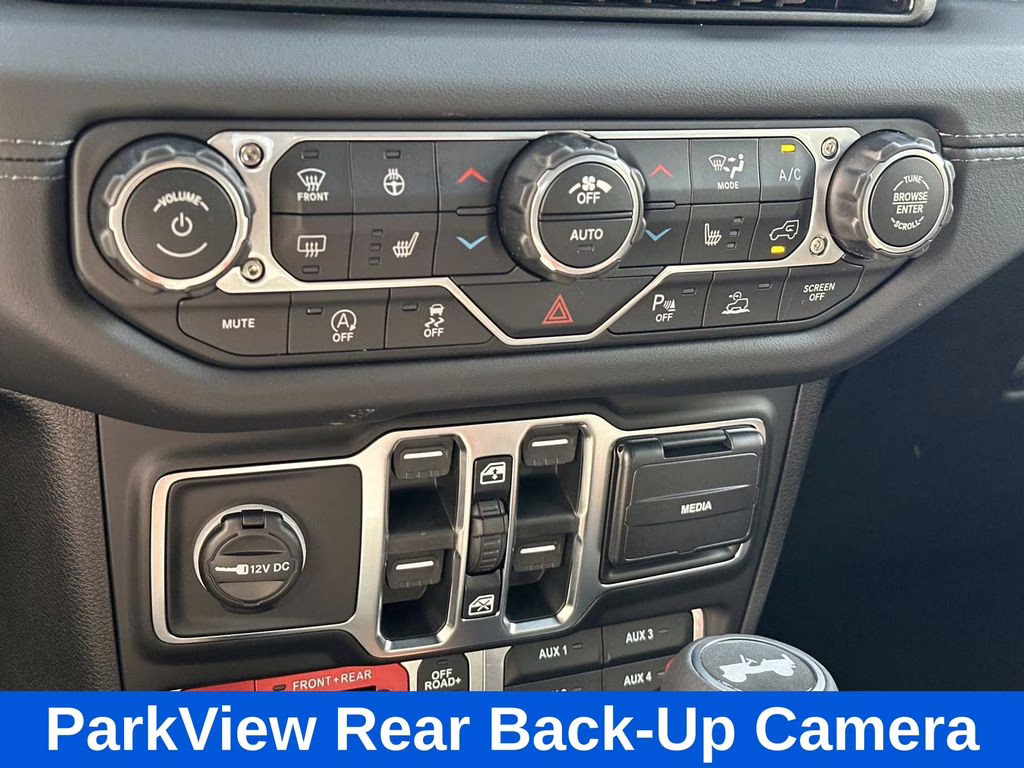 2026 Granite Crystal Metallic Clearcoat Jeep Wrangler Rubicon X 4X4 SUV