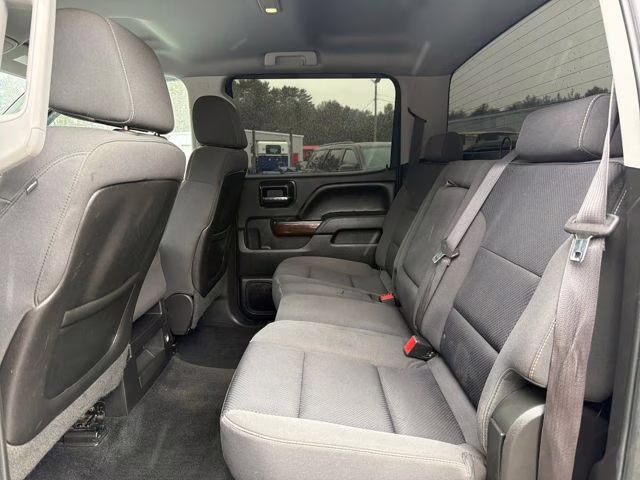 2014 Quicksilver Metallic GMC Sierra 1500 SLE 4X4 Truck