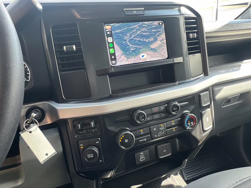 2026 Oxford White Ford Super Duty F-350 DRW XL 4X4 Truck