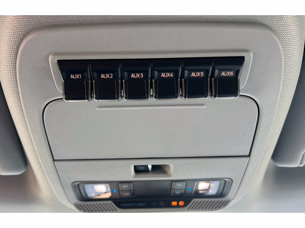 2026 Oxford White Ford Super Duty F-350 DRW XL 4X4 Truck