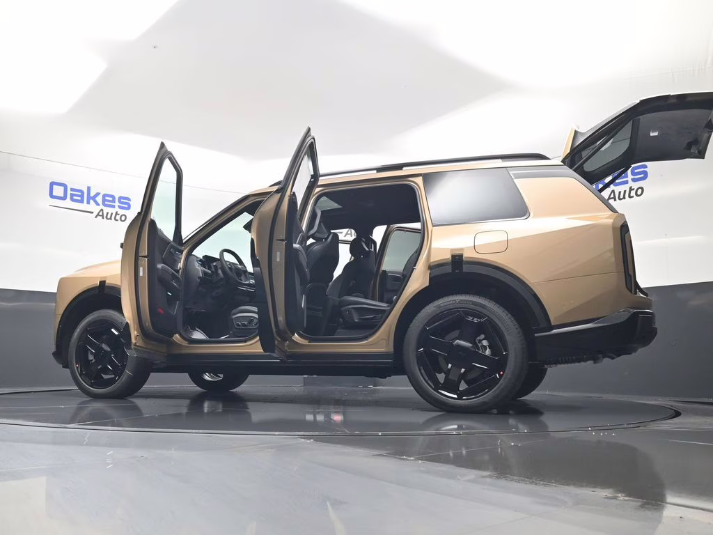 2027 Terrain Brown Kia Telluride Hybrid X-Line SX AWD SUV