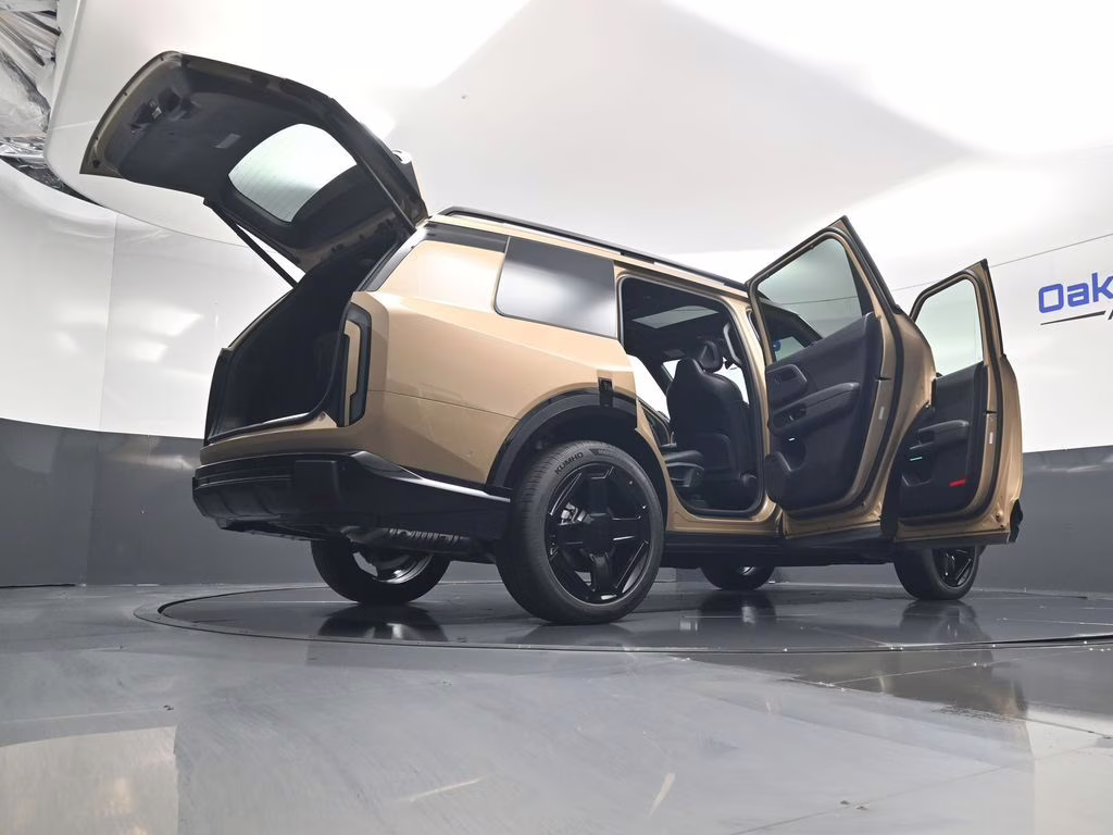 2027 Terrain Brown Kia Telluride Hybrid X-Line SX AWD SUV