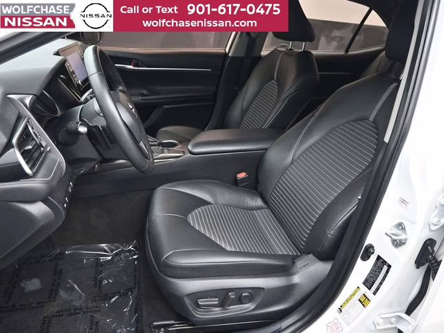 2023 Wind Chill Pearl Toyota Camry SE FWD Sedan