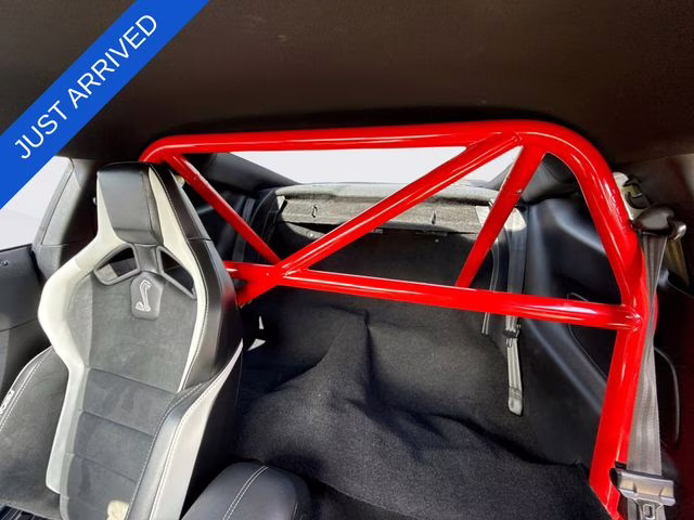 2021 Yellow Ford Mustang Shelby GT500 RWD Coupe