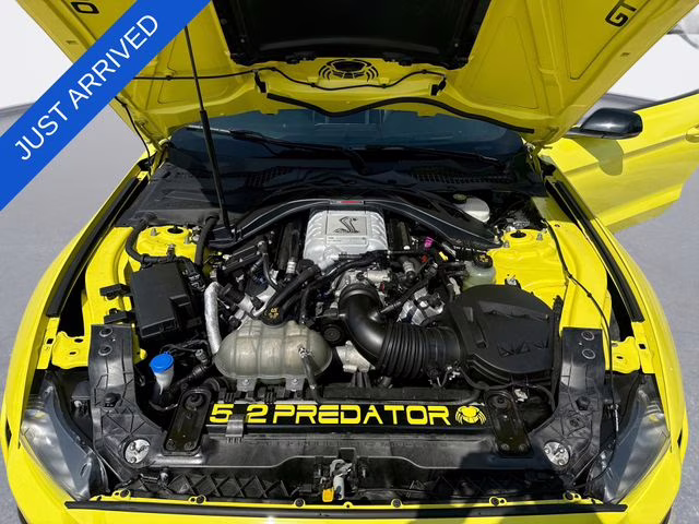 2021 Yellow Ford Mustang Shelby GT500 RWD Coupe