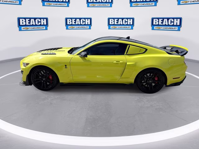 2021 Yellow Ford Mustang Shelby GT500 RWD Coupe