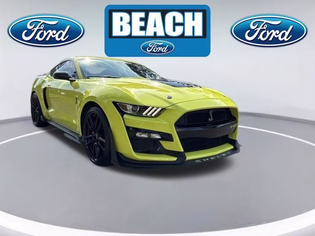 2021 Yellow Ford Mustang Shelby GT500 RWD Coupe