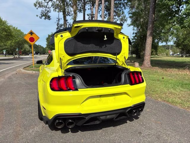 2021 Yellow Ford Mustang Shelby GT500 RWD Coupe