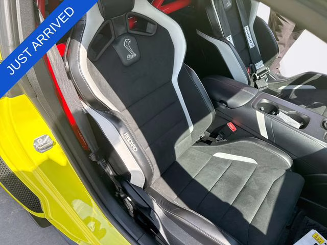 2021 Yellow Ford Mustang Shelby GT500 RWD Coupe