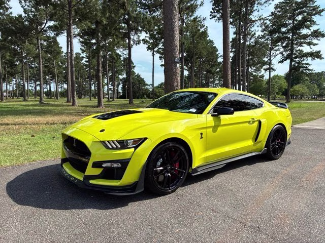 2021 Yellow Ford Mustang Shelby GT500 RWD Coupe