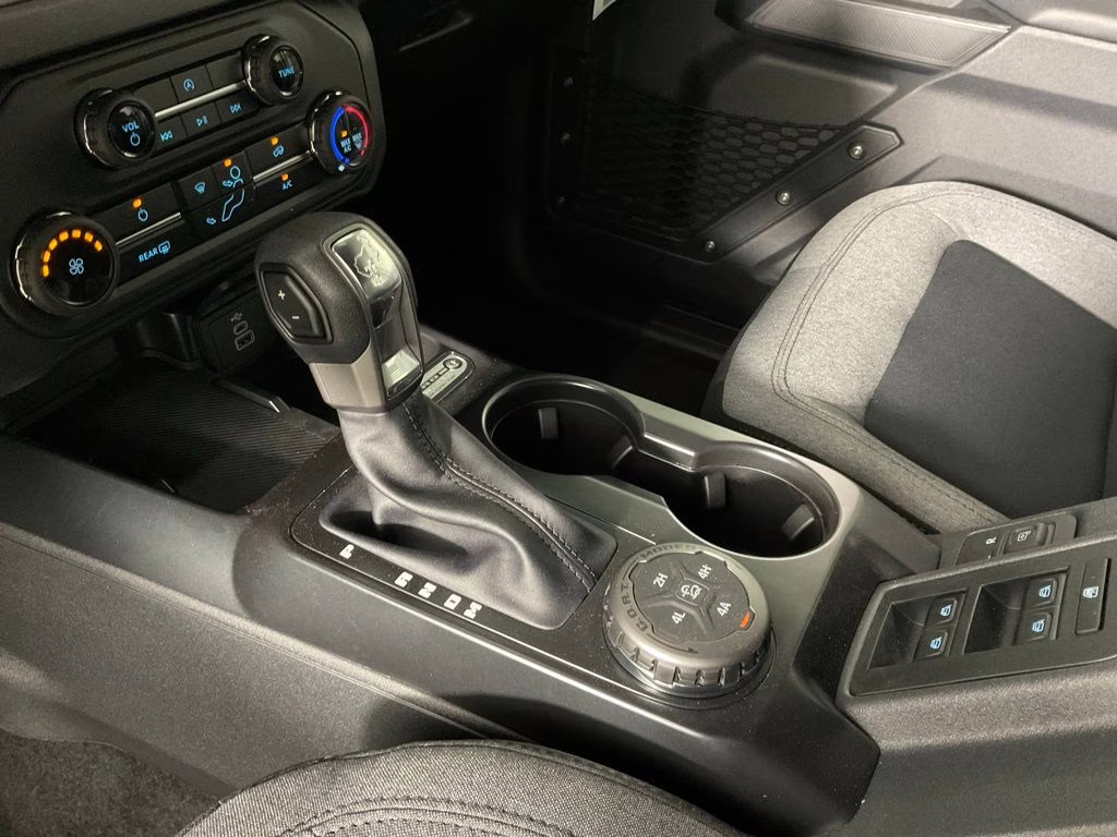 2026 Avalanche Ford Bronco Base 4X4 SUV