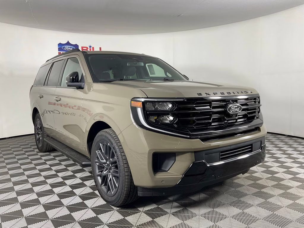 2026 Gray Ford Expedition Platinum 4X4 SUV