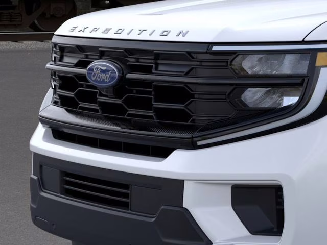 2026 Star White Metallic Tri-Coat Ford Expedition Max Active RWD SUV