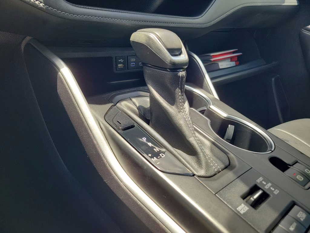 2022 Pearl Toyota Highlander XLE AWD SUV