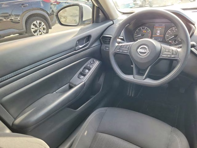 2023 Glacier White Nissan Altima 2.5 S FWD Sedan