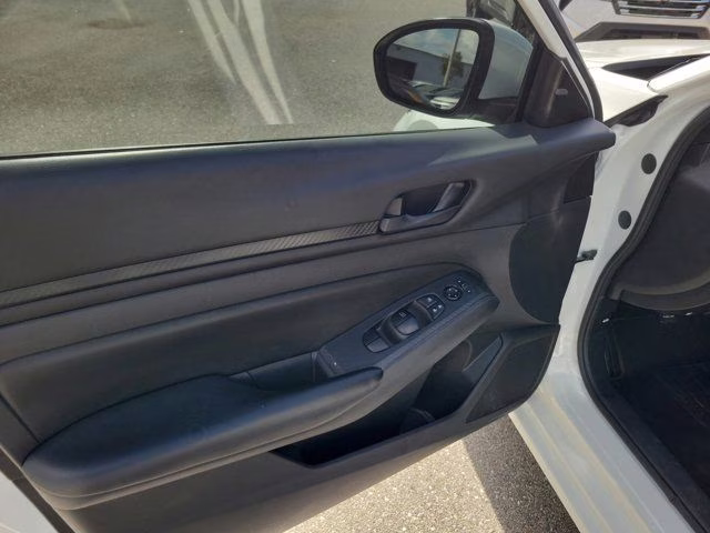 2023 Glacier White Nissan Altima 2.5 S FWD Sedan