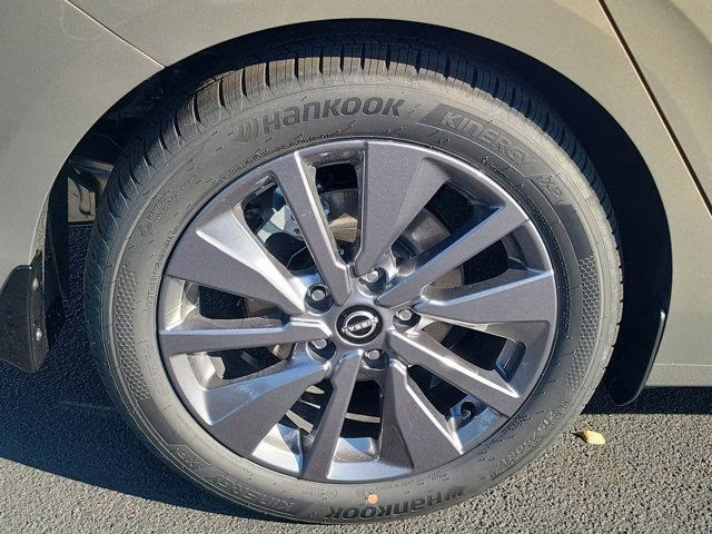 2026 Bronze Nissan Sentra SL FWD Sedan