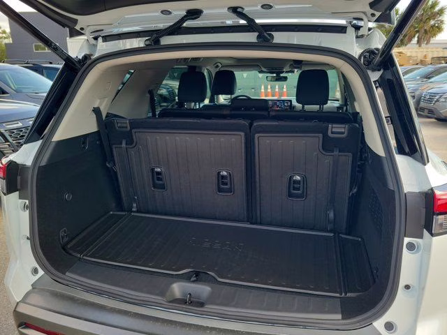 2026 White Pearl Nissan Pathfinder Platinum FWD SUV