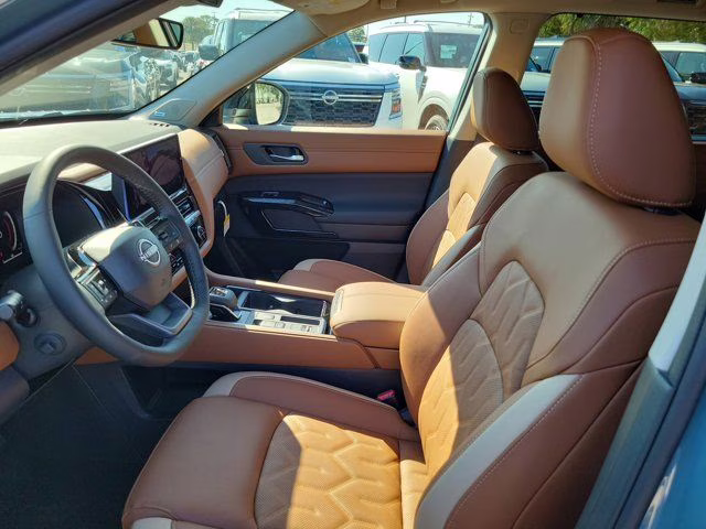 2026 Super Black Nissan Pathfinder Platinum FWD SUV