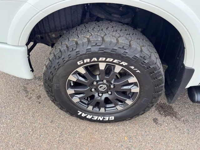 2019 Pearl White Nissan Titan XD PRO-4X 4X4 Truck