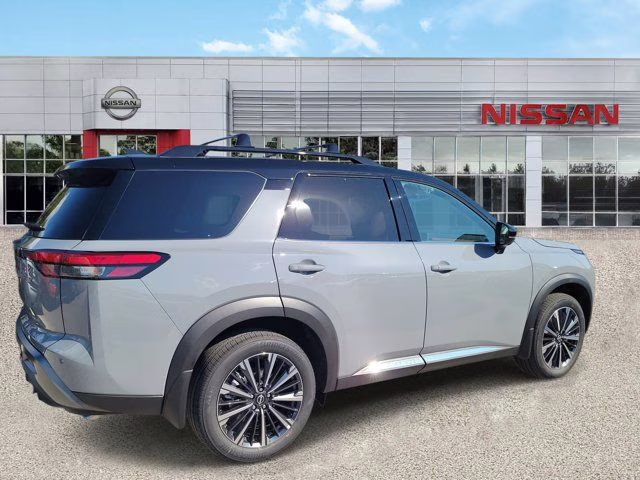 2026 Boulder Gray/Super Black Nissan Pathfinder Platinum FWD SUV