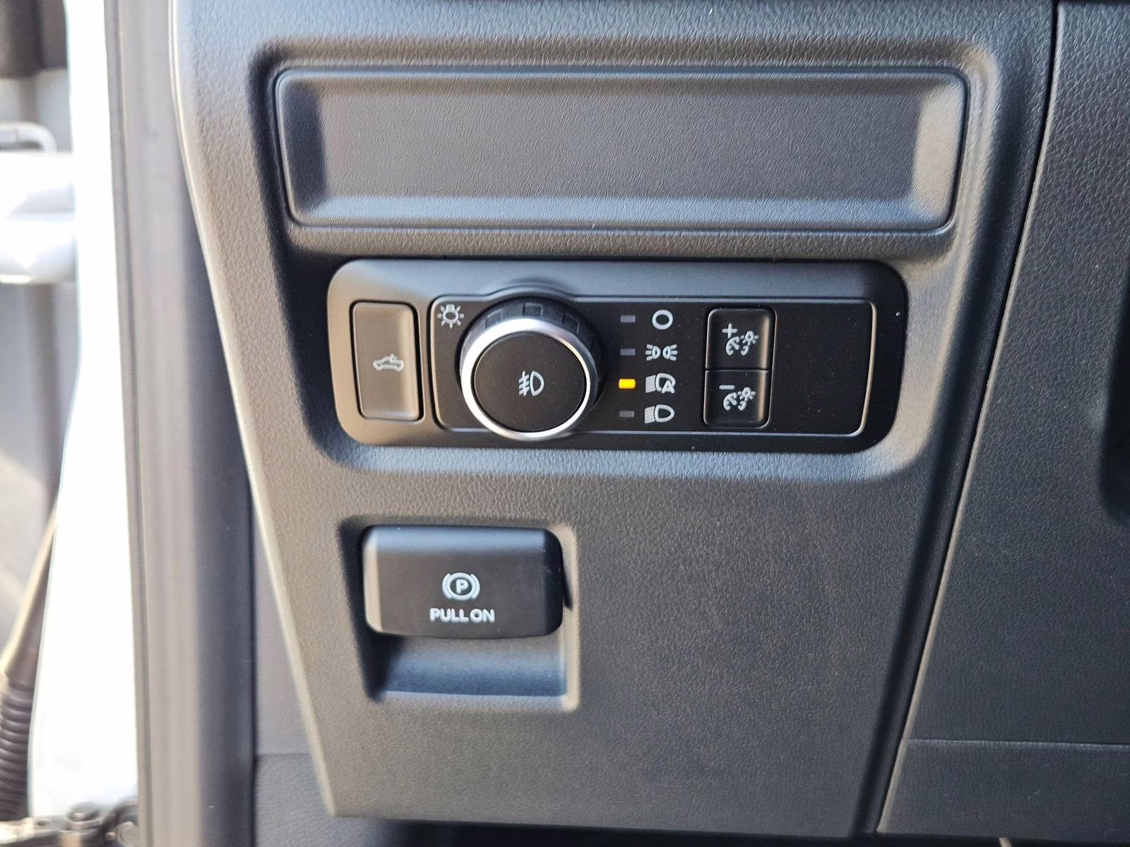 2026 Avalanche Ford F-150 STX 4X4 Truck