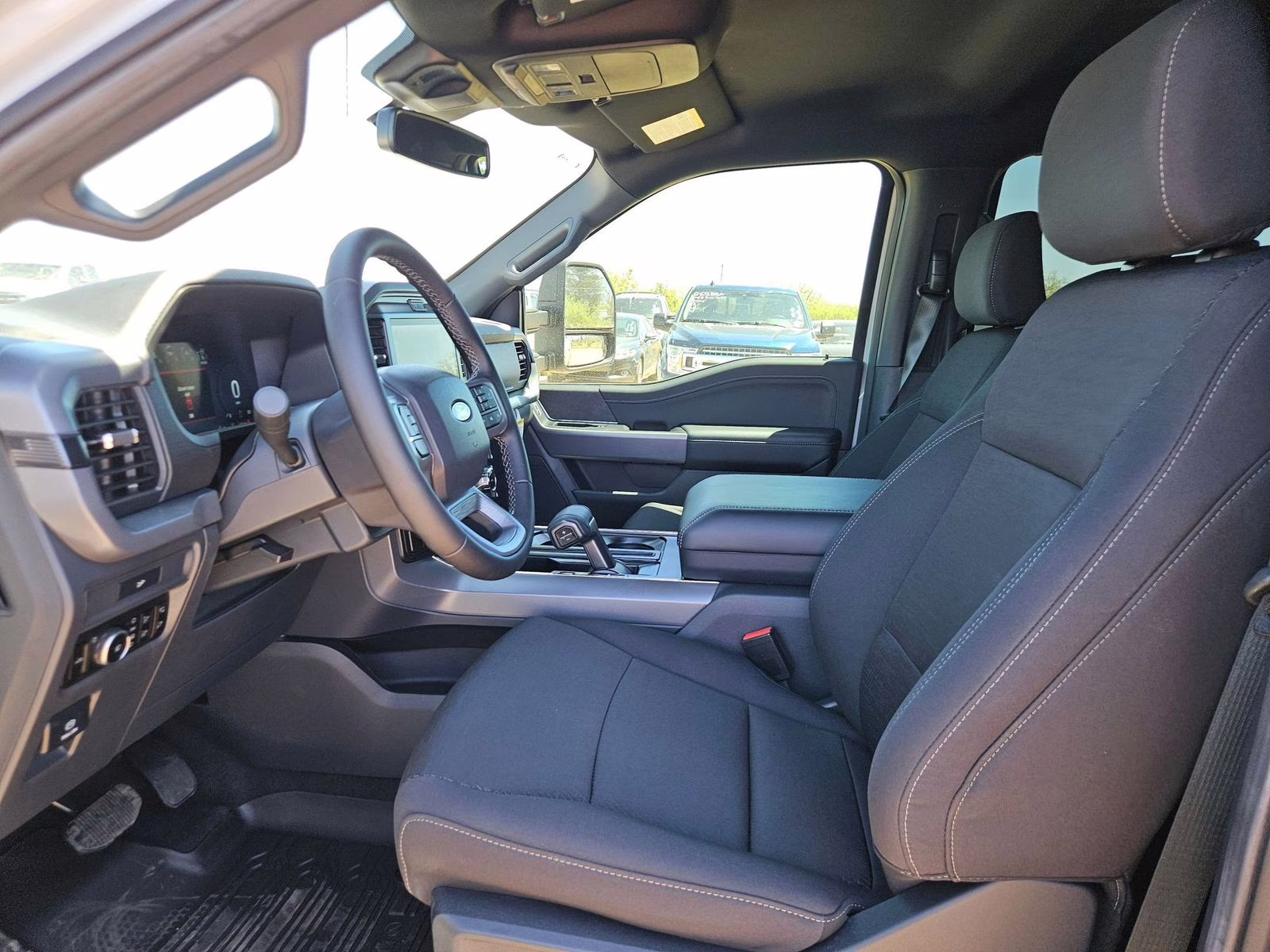 2026 Avalanche Ford F-150 XLT 4X4 Truck