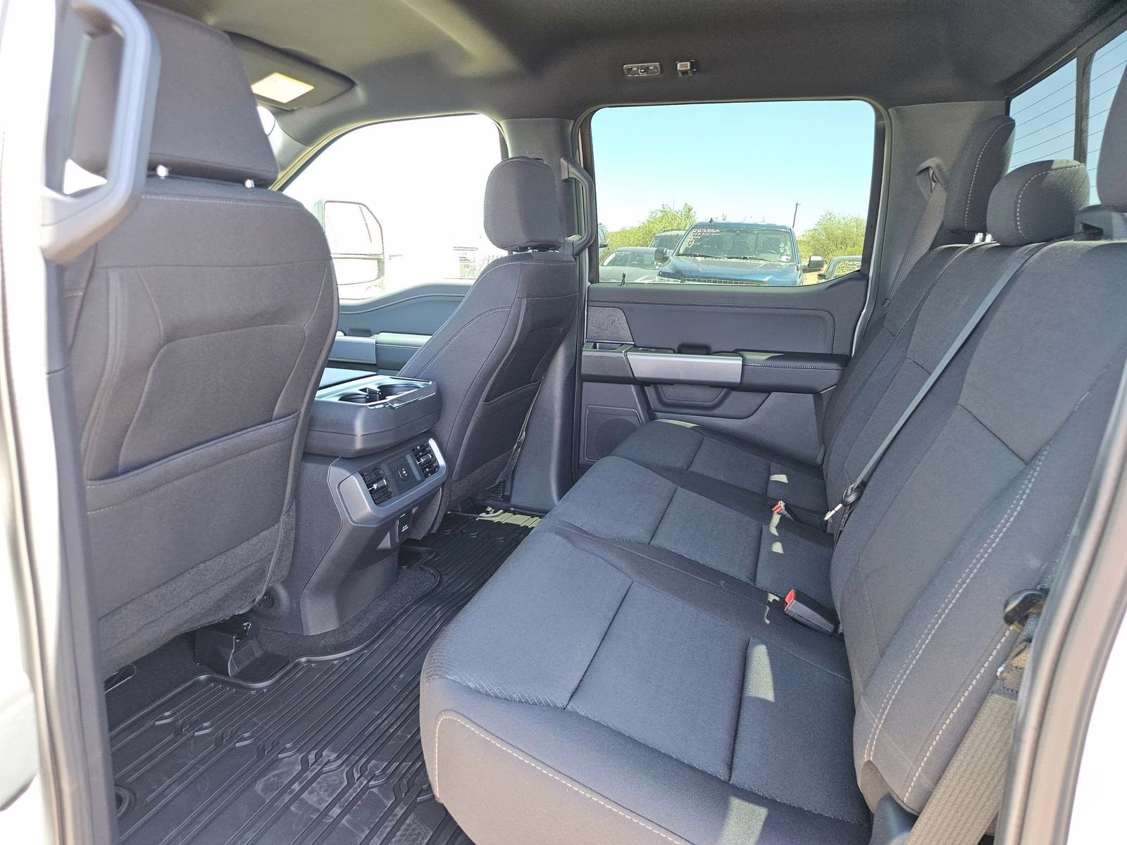 2026 Avalanche Ford F-150 XLT 4X4 Truck