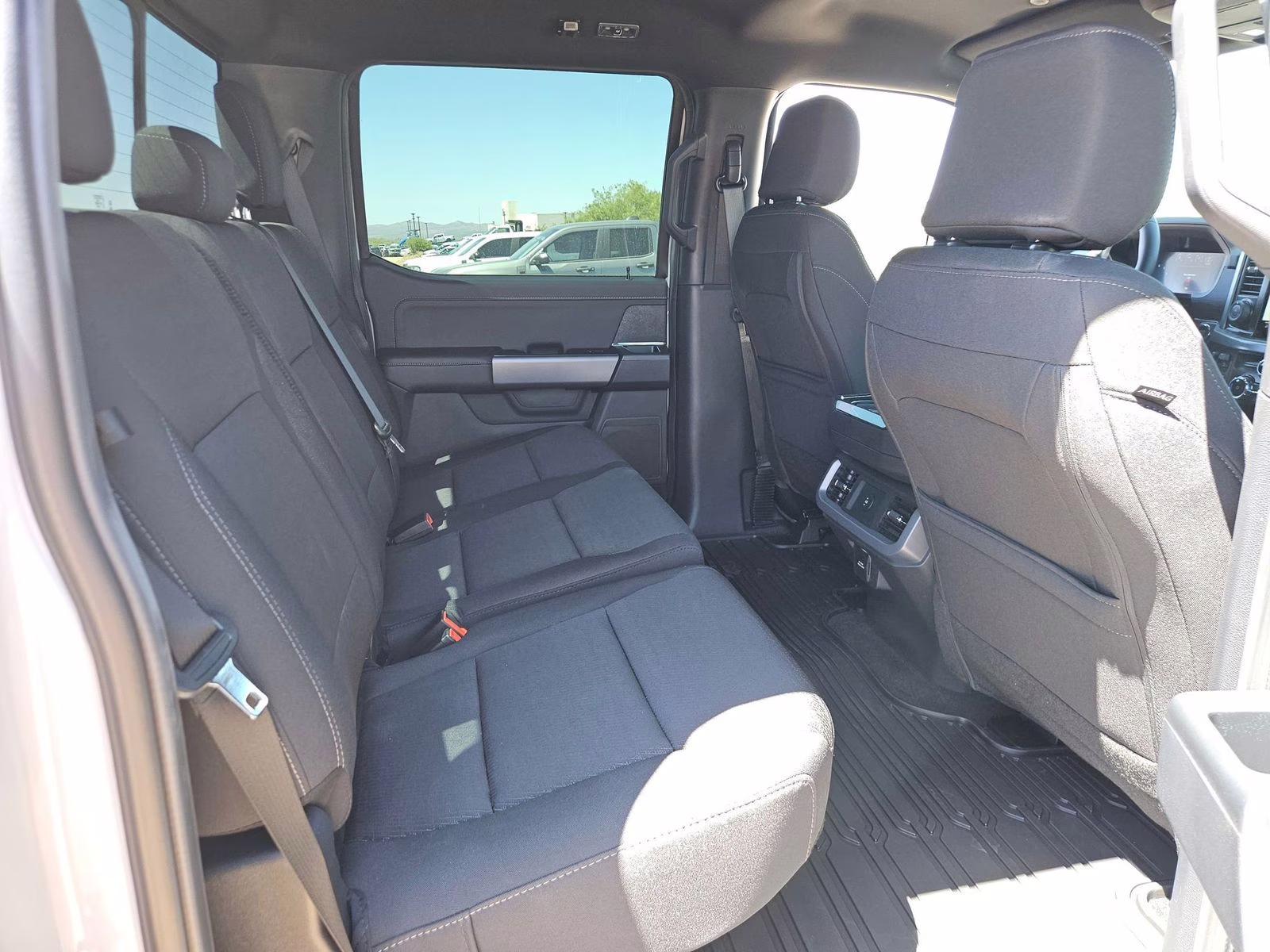 2026 Avalanche Ford F-150 XLT 4X4 Truck