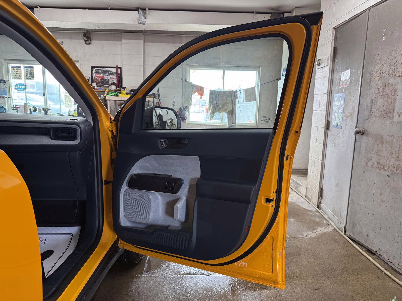 2026 ORANGE FURY METALLIC Ford Maverick XLT AWD Truck