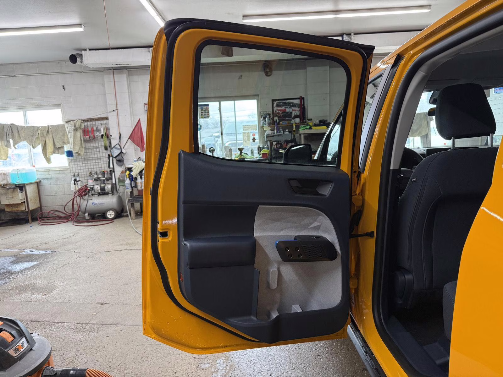 2026 ORANGE FURY METALLIC Ford Maverick XLT AWD Truck