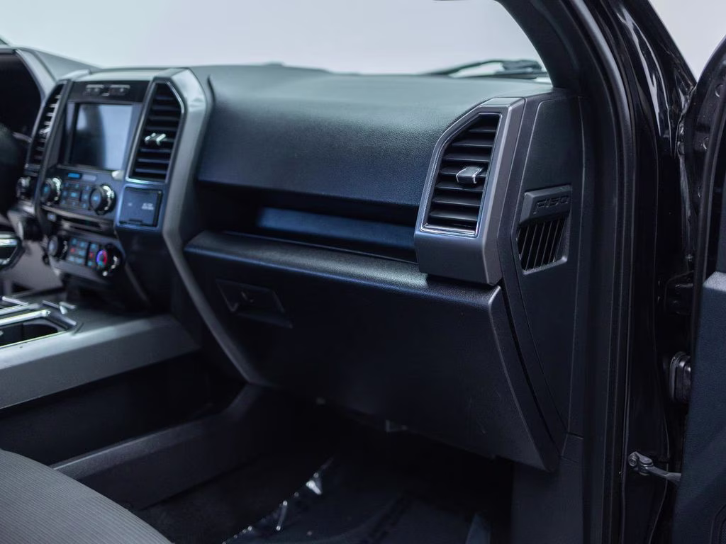 2017 Black Ford F-150 XLT 4X4 Truck
