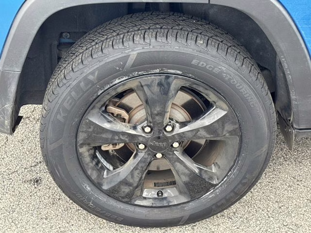 2023 Hydro Blue Pearlcoat Jeep Cherokee Altitude Lux 4X4 SUV