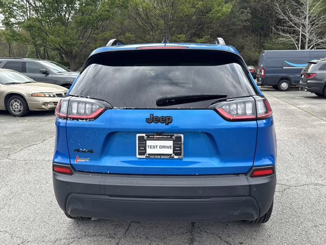 2023 Hydro Blue Pearlcoat Jeep Cherokee Altitude Lux 4X4 SUV