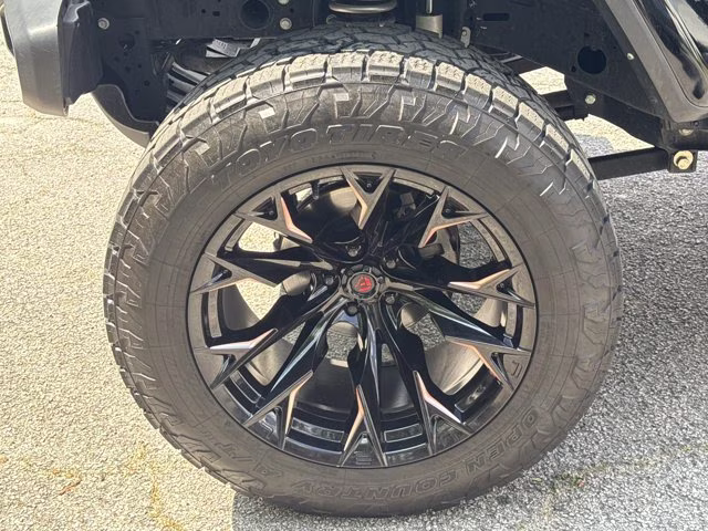 2023 Black Clearcoat Jeep Gladiator Willys 4X4 Truck