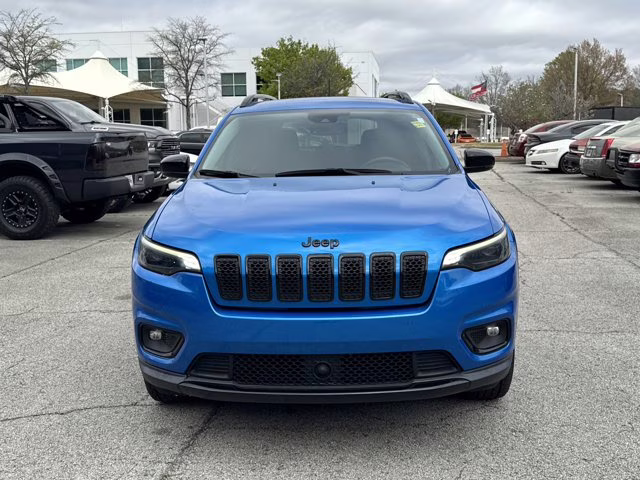 2023 Hydro Blue Pearlcoat Jeep Cherokee Altitude Lux 4X4 SUV